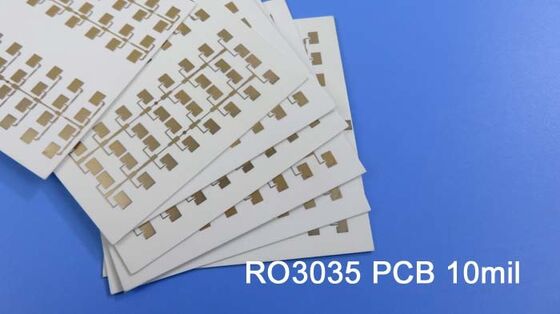 Oro di immersione DK3.5 del bordo 10mil 0.254mm del PWB di RO3035 Rogers per l'antenna della toppa