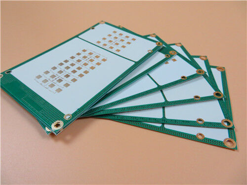 PCB TFA300 a 2 strati su substrato ad alta frequenza da 5 mil
