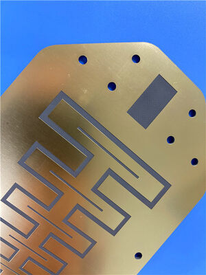 2 strati di PCB RF-30A su 20ml di RF laminato con maschera verde